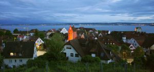 Panorama von Meersburg mit Hotel Viktoria und Obertor